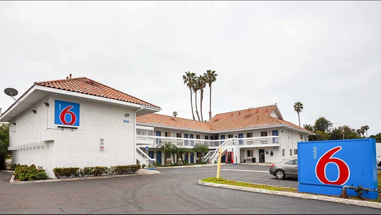 Motel 6 Ventura Downtown - Ventura County Coast