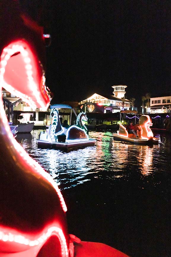 Valentines Day in Ventura California, a romantic electric boat ride in Ventura Harbor